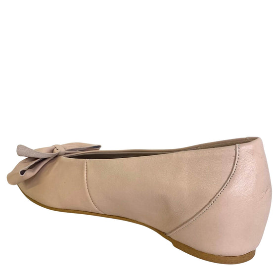 wonders-nude-leather-bow-pointed-toe-pumps