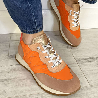 wonders-orange-khaki-retro-sneakers