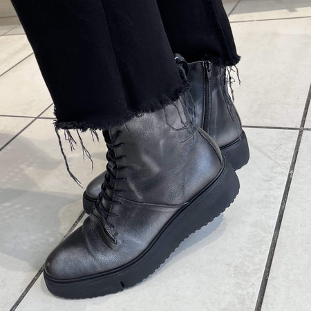 Wonders Pewter Lace Up Boots