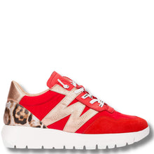 Wonders red sneakers with leopard accents