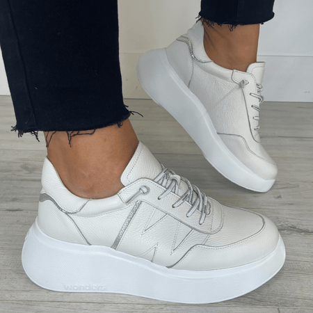 Wonders White Leather Elastic Laces Sporty Sneakers