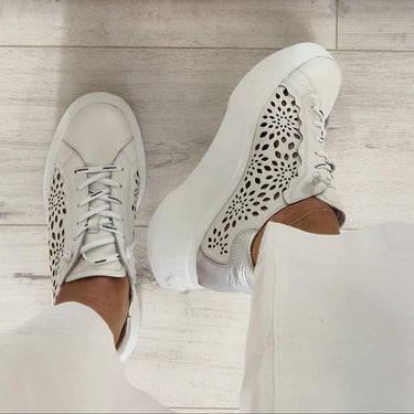 wonders-white-leather-laser-cut-dressy-sneakers-wth-white-jeans