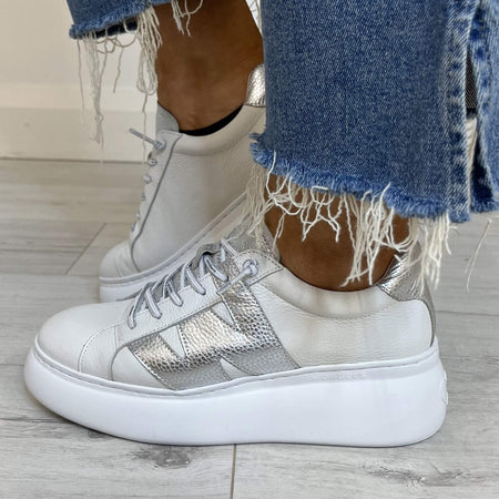 Wonders White & Silver Leather Brand Lace Sneakers