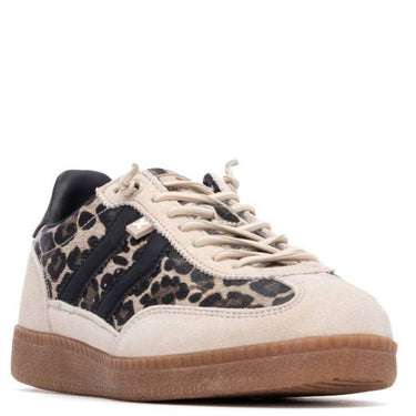 xti-beige-suede-animal-print-gum-sole-sneakers