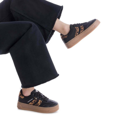 xti-black-leather-leopard-elevated-sole-sneakers_1