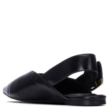 XTI Black Pointed Toe Flats