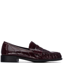 xti-burgundy-patent-gathered-loafer-shoes