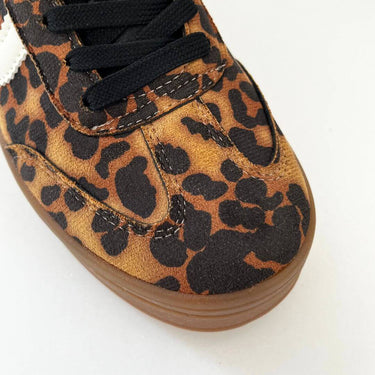 xti-leopard-print-microfiber-gum-sole-sneakers