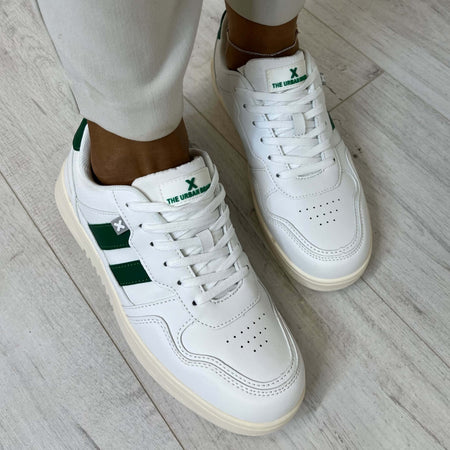 XTI White & Emerald Green Sneakers