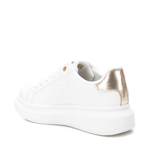 XTI White & Gold Classic Sneakers