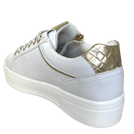 XTI White & Gold Side Zip Sneakers