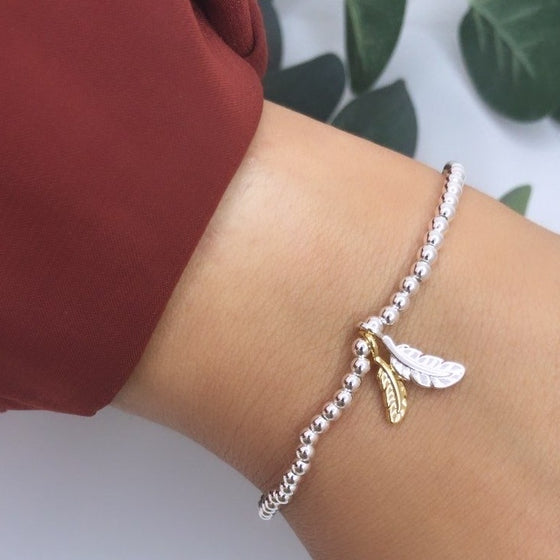 Joma Feathers Appear When Loved Ones Are Near Bracelet