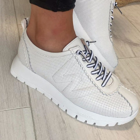 Wonders White Leather Sneakers