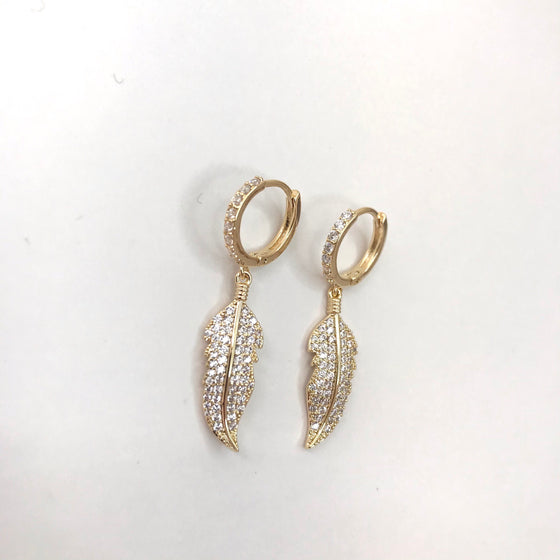 Absolute Floaty Feather Earrings - Gold