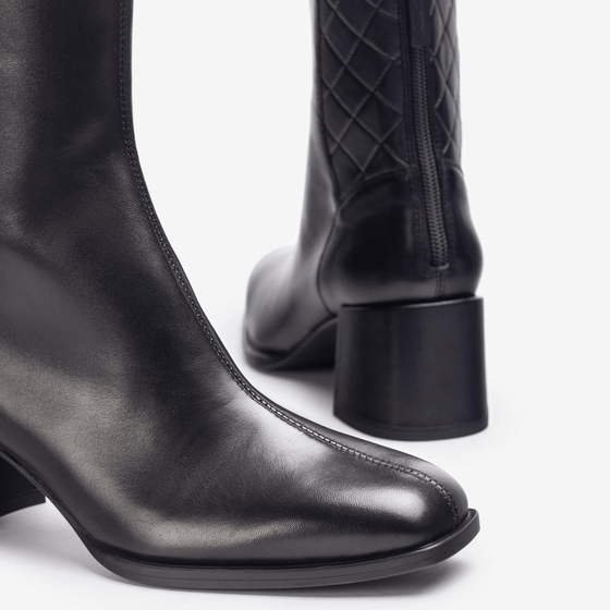 Unisa Maila Black Leather Quilted Boots