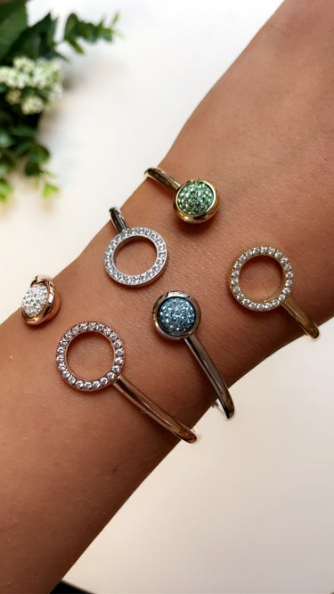 Qudo Cassine Silver Crystal Bangle