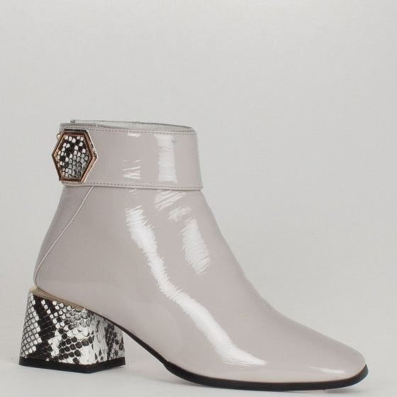 Kate Appleby Rhyl Patent Boots - Off White