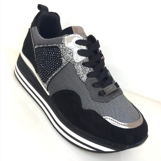 Lloyd & Pryce 'For her' Doherty Platform Sole Sneakers - Black