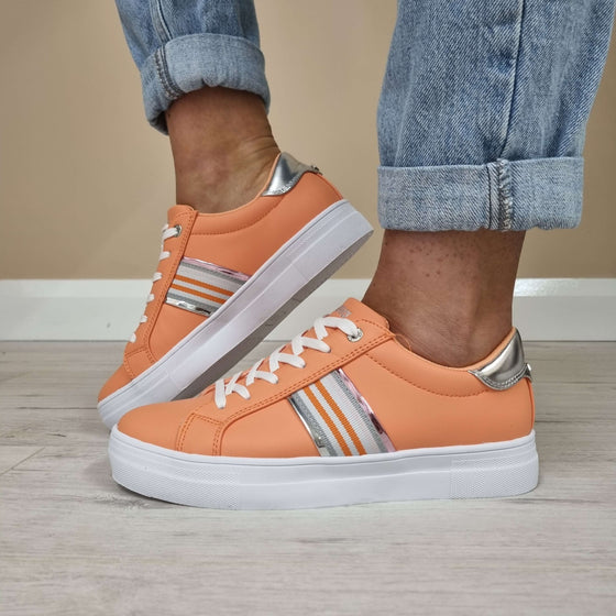 Lloyd & Pryce 'For her' Rollie Sneakers - Peachy