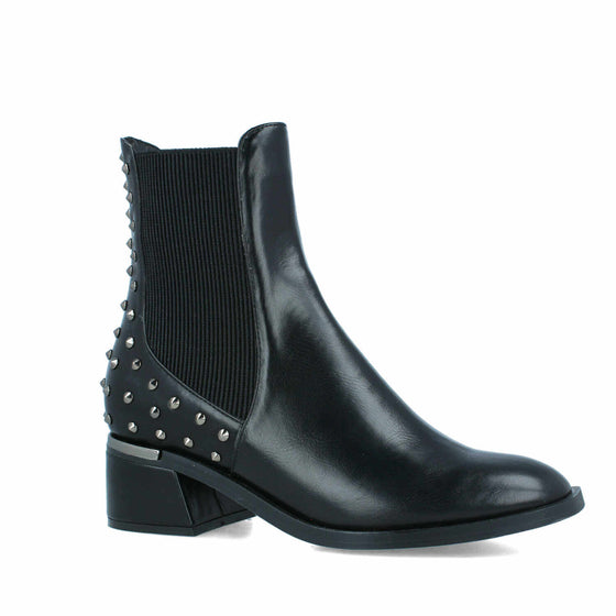 Menbur Black Studded Pull On Ankle Boots
