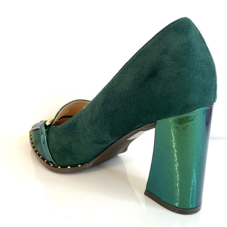 Menbur Green Suede Court Shoes