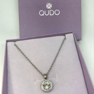 Qudo Tondo Deluxe Pendant Silver Necklace - Crystal