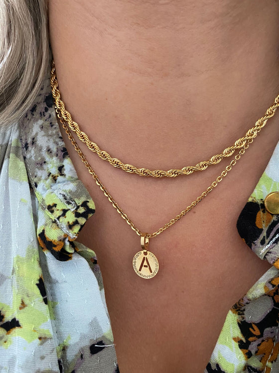 Rebecca My World Gold Small Initial & Chain Necklace