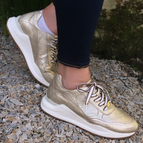 Regarde Le Ciel Luana Gold Leather Sneakers
