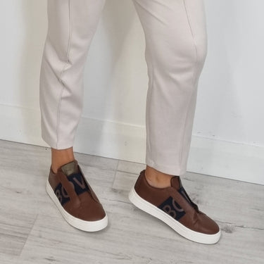 Lloyd & Pryce 'For her' Richey Slip On Sneakers - Tan
