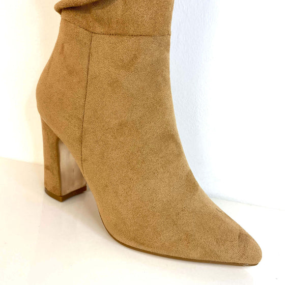 Una Healy Famous Friends Slouch Boots - Tan