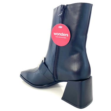 Wonders Black Leather Square Toe Boots