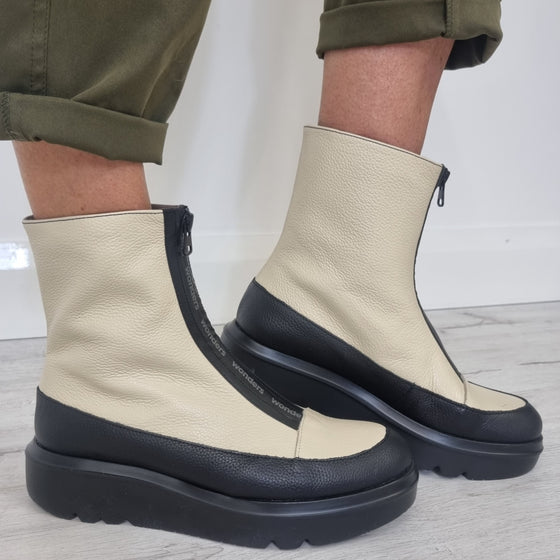Wonders Cream Leather Front Zip Sneaker Boots