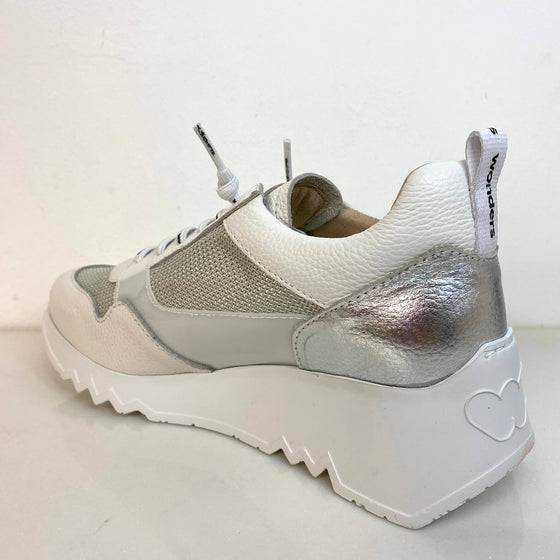 Wonders Grey & White Leather Sneakers