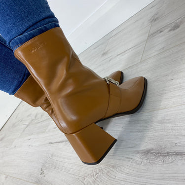 Wonders Tan Leather Square Toe Boots