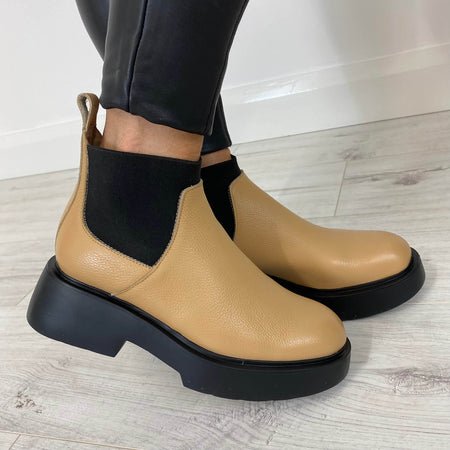 Wonders Toffee Leather Pull On Boots