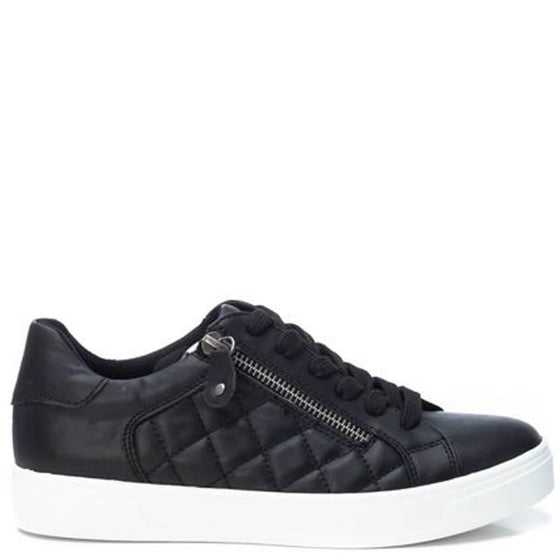 XTI Black Quilted Side Zip Sneakers